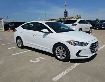 Hyundai Elantra 2017 Тбилиси