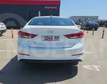 Hyundai Elantra 2017 Tbilisi - photo 5