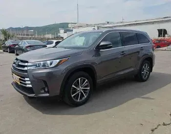 Toyota Highlander 2018 თბილისი