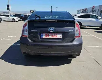 Toyota Prius 2013 Тбилиси