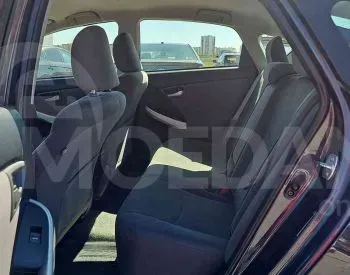 Toyota Prius 1.8L 2013 Тбилиси - изображение 7