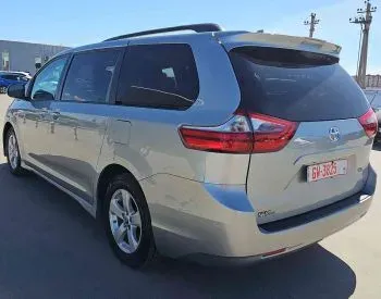 Toyota Sienna 2020 Тбилиси