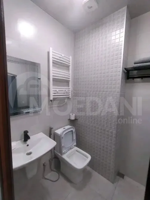 Сдам 1-комн. квартиру на сутки в Батуми  33м² 15/35 эт. Батуми - изображение 5