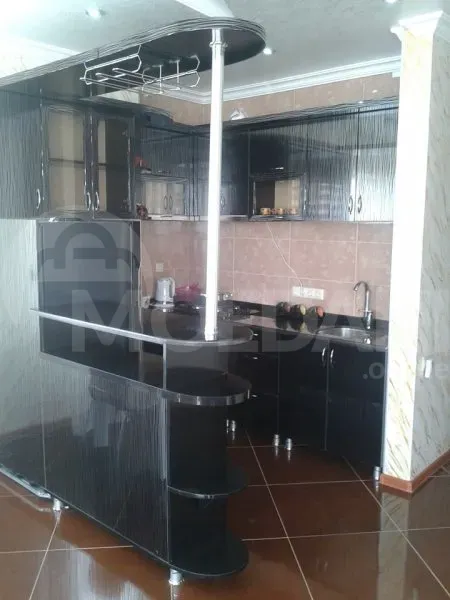 Сдам 3-комн. квартиру на сутки в Батуми  85м² 5/21 эт. Батуми - изображение 3