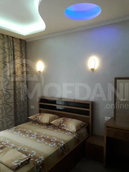 Сдам 3-комн. квартиру на сутки в Батуми  65м² 4/12 эт. Батуми - изображение 4