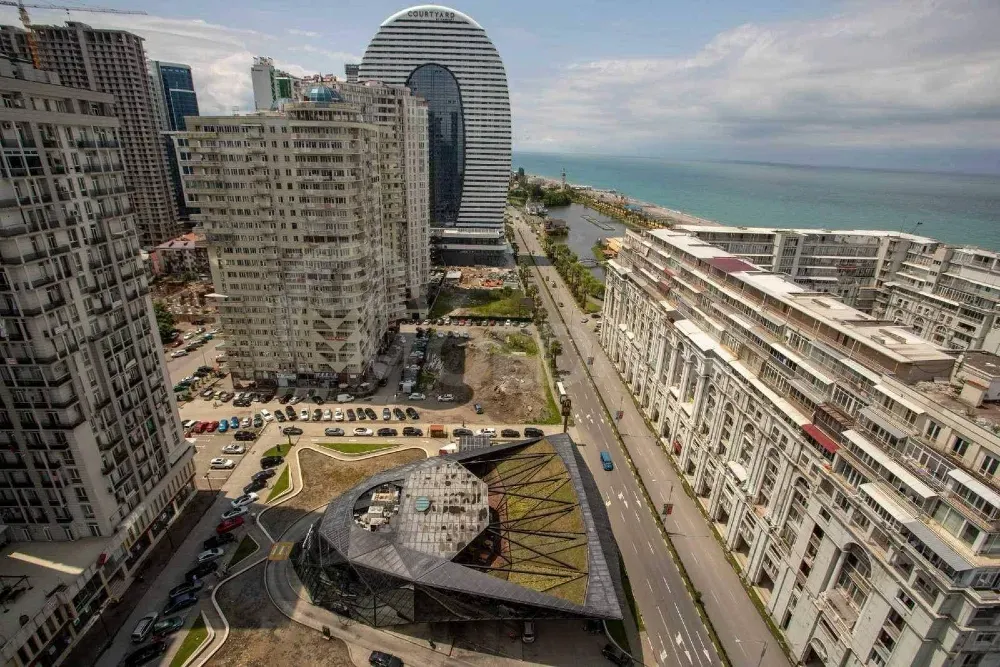 Сдам 3-комн. квартиру на сутки в Батуми  65м² 4/12 эт. Батуми - изображение 12