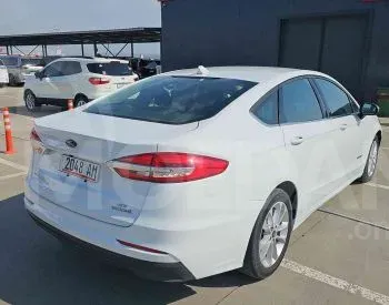 Ford Fusion 2019 Тбилиси - изображение 4