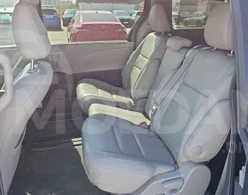 Toyota Sienna 3.5L 2015 Тбилиси - изображение 7