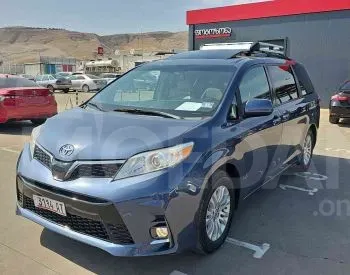 Toyota Sienna 3.5L 2015 Тбилиси - изображение 1