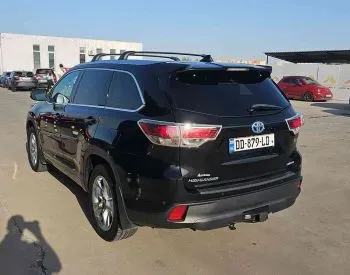 Toyota Highlander 2016 თბილისი