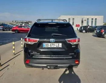 Toyota Highlander 2016 თბილისი