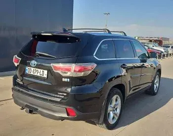 Toyota Highlander 2016 თბილისი