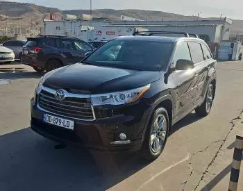 Toyota Highlander 2016 Tbilisi