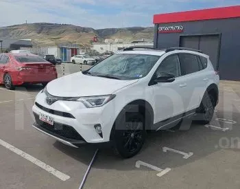 Toyota RAV4 2018 Тбилиси - изображение 1