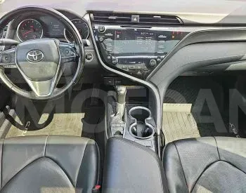 Toyota Camry 2020 Тбилиси - изображение 9