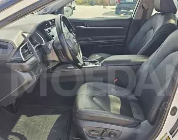 Toyota Camry 2.5L 2020 Тбилиси - изображение 10