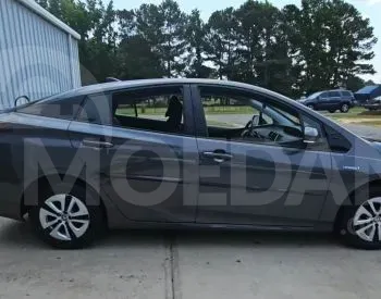 Toyota Prius 1.8L 2017 Тбилиси - изображение 2