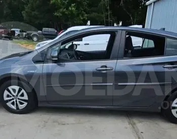 Toyota Prius 1.8L 2017 Тбилиси - изображение 4
