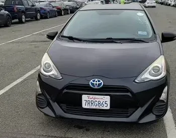 Toyota Prius C 2016 Tbilisi