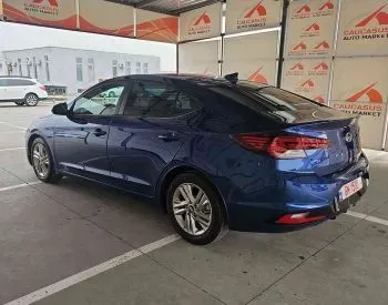 Hyundai Elantra 2019 Тбилиси