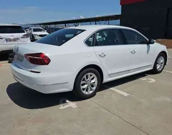 Volkswagen Passat 1.8 2017 Тбилиси