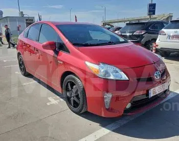 Toyota Prius 1.8L 2015 Тбилиси - изображение 4