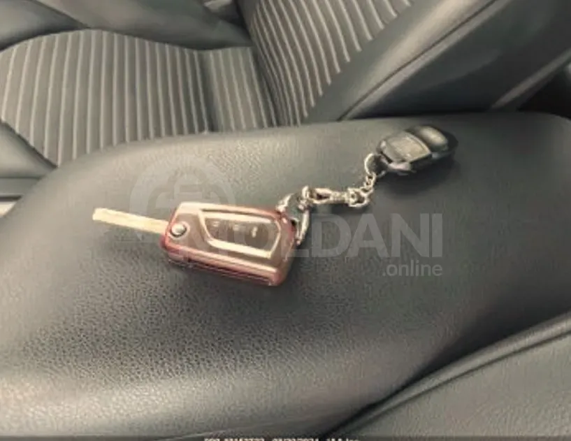 Toyota Camry 2.5L 2019 Тбилиси - изображение 10