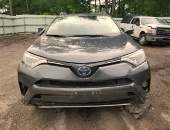 Toyota Rav4 2017 Tbilisi