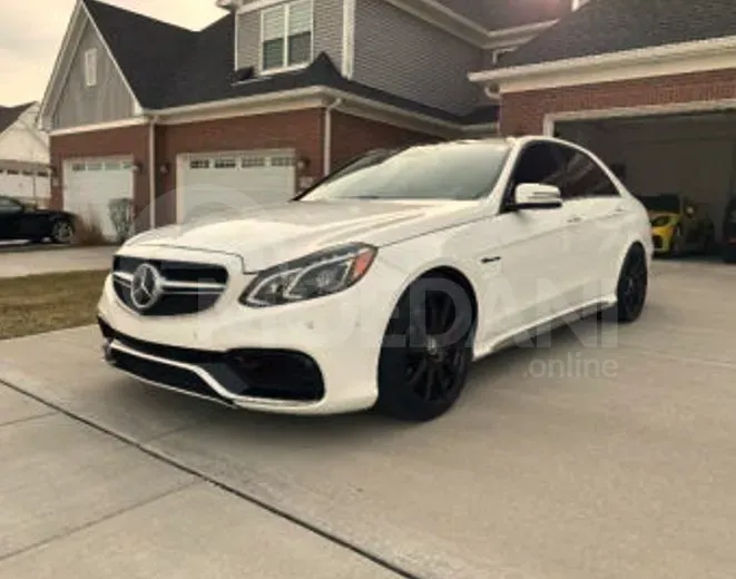 Mercedes E AMG 5.5L 2015 Тбилиси - изображение 1