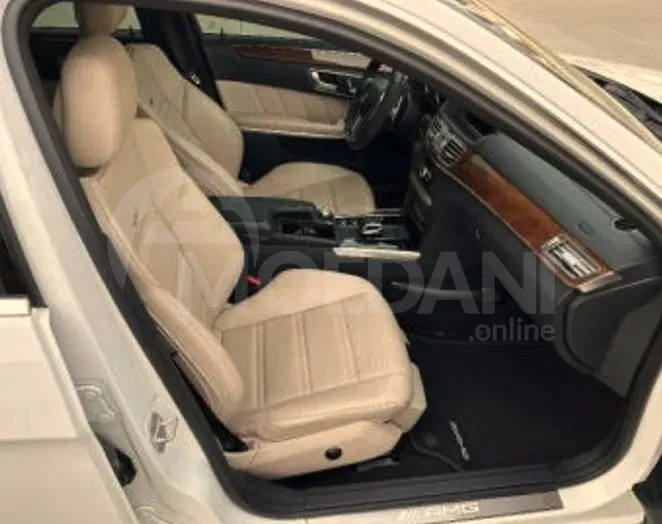 Mercedes E AMG 5.5L 2015 Тбилиси - изображение 4