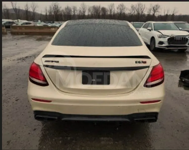 Mercedes E AMG 4L 2018 Тбилиси - изображение 6
