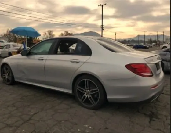 Mercedes-Benz E 2019 თბილისი