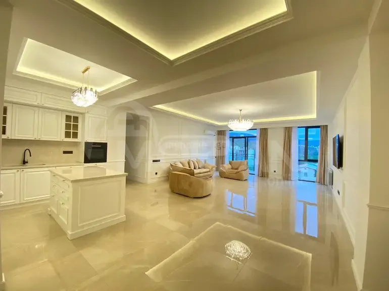 ქირავდება 4 ოთახიანი ბინა 155მ² 10/18 სართ თბილისი - photo 9