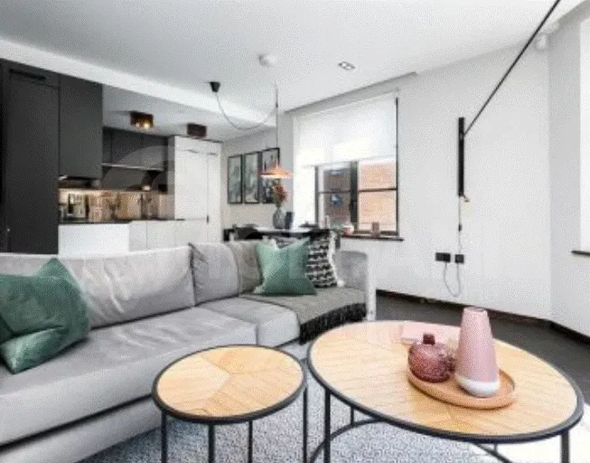 Apartments For Rent five-room 250м² 5/11 floor Tbilisi - photo 1