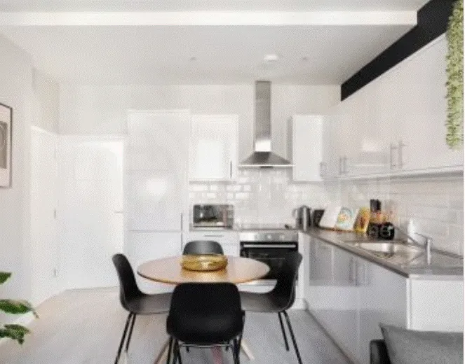 Apartments For Rent four-room 180м² 6/16 floor Tbilisi - photo 3