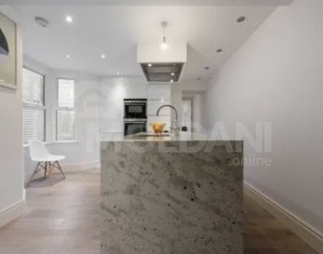 ქირავდება 4 ოთახიანი ბინა 205მ² 4/11 სართ თბილისი - photo 6