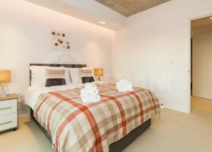 ქირავდება 3 ოთახიანი ბინა 138მ² 4/16 სართ თბილისი - photo 2