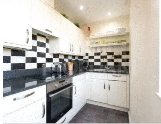 Apartments For Rent five-room 190м² 4/12 floor Tbilisi - photo 2