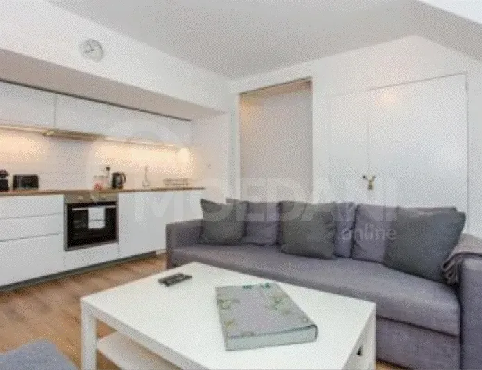 ქირავდება 3 ოთახიანი ბინა 97მ² 5/9 სართ თბილისი - photo 1