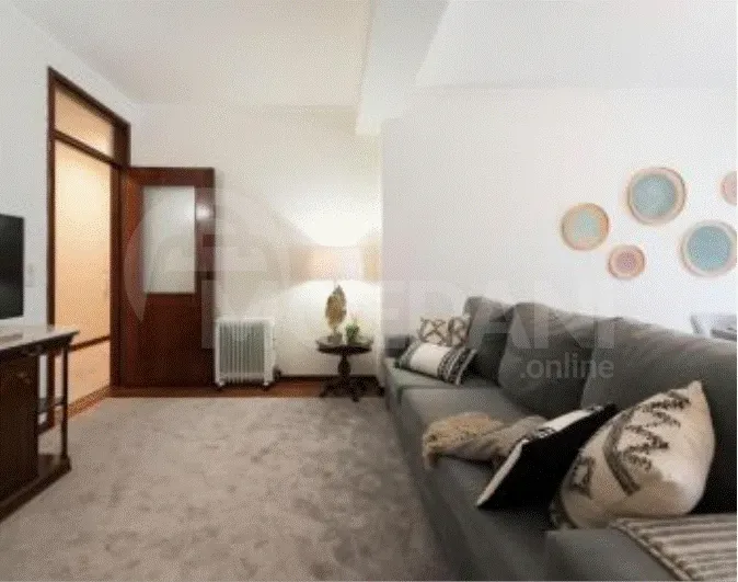 ქირავდება 3 ოთახიანი ბინა 107მ² 6/12 სართ თბილისი - photo 2