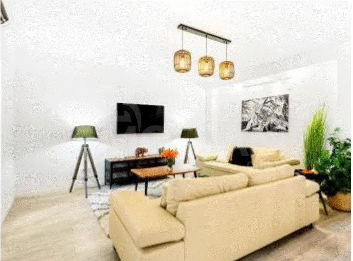 Apartments For Rent five-room 220м² 4/6 floor Tbilisi - photo 1