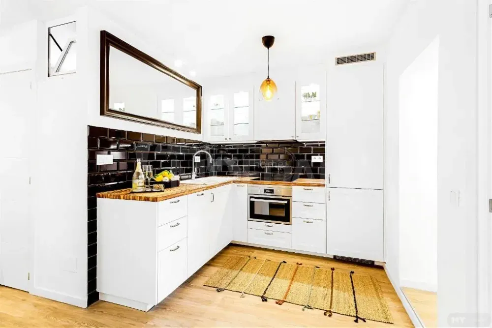 Apartments For Rent five-room 220м² 4/6 floor Tbilisi - photo 3