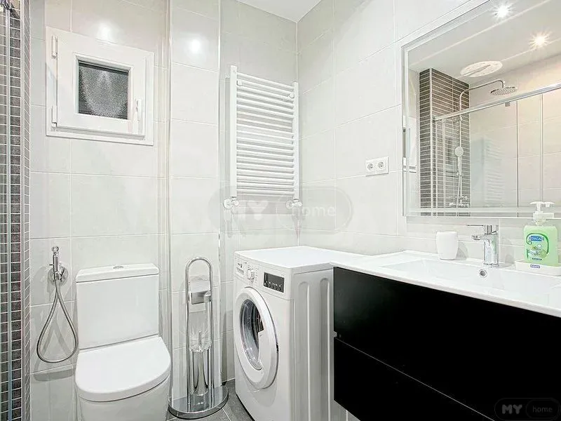 Apartments For Rent five-room 230м² 5/6 floor Tbilisi - photo 9