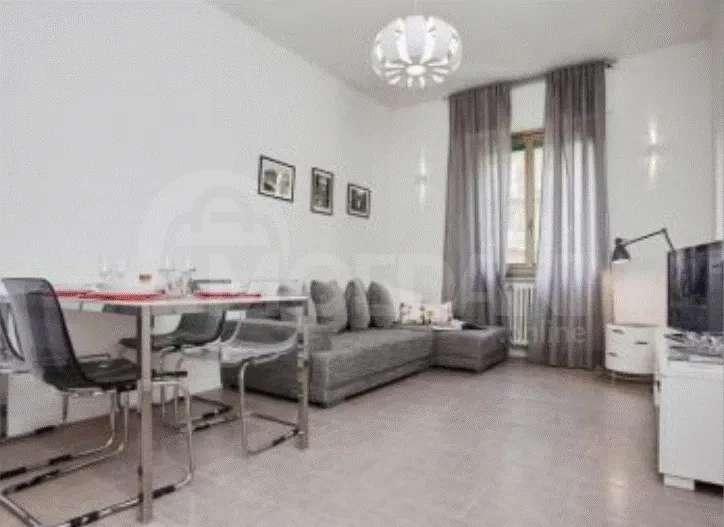 ქირავდება 3 ოთახიანი ბინა 123მ² 4/7 სართ თბილისი - photo 2