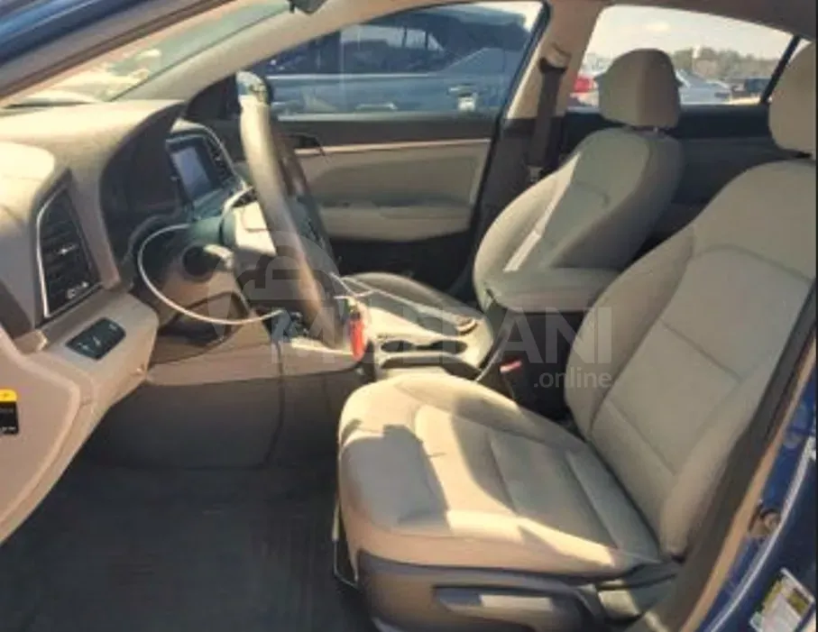 Hyundai Elantra 2018 Tbilisi - photo 5