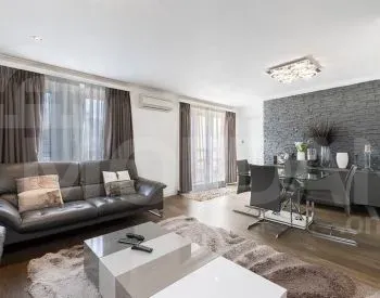 Apartments For Rent five-room 208м² 4/12 floor Tbilisi - photo 9