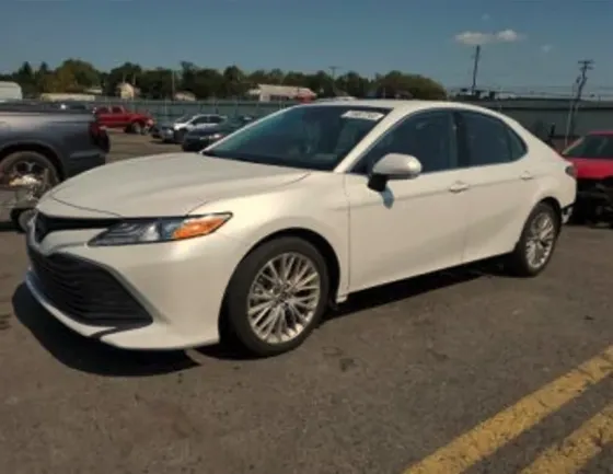 Toyota Camry 2019 Тбилиси