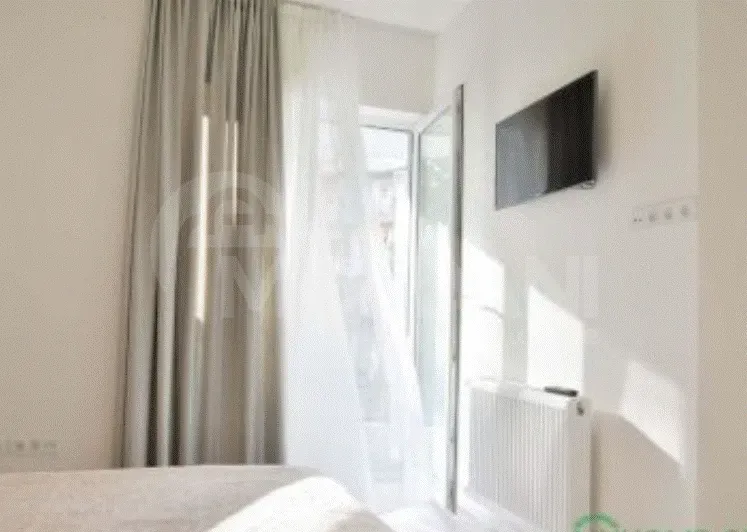 Apartments For Rent three-room 100м² 4/9 floor Tbilisi - photo 4