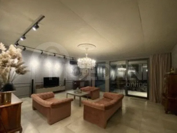 ქირავდება სახლი 400м² თბილისი - photo 1