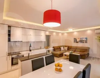 Apartments For Rent three-room 80м² 5/5 floor Tbilisi - photo 1